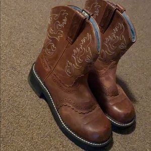 Ariat cowgirl boots lightly worn maybe twice
